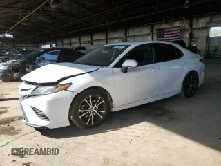 2019 Toyota Camry LE with VIN 4T1B11HK1KU186205, listed as a Copart auction lot 52455625 with 122,099 mi miles and Salvage Title. Bid and sale history available at carsss.com. Image 1.