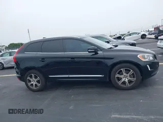 2015 Volvo XC60 T6 Premier Plus с VIN YV4902RC4F2582520, выставлен на аукционе IAAI как лот 42421517 с пробегом 163 699 миль миль и . История ставок и продаж доступна на DreamBid. Изображение 13.