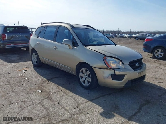 2008 Kia Rondo EX with VIN KNAFG526987175321, listed as a IAAI auction lot 41429065 with 187,704 mi miles. Bid and sale history available at carsss.com. Image 1.