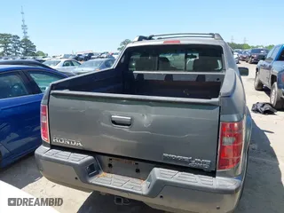 2009 Honda Ridgeline RTS with VIN 5FPYK16409B105186, listed as a IAAI auction lot 42003632 with 153,072 mi miles. Bid and sale history available at carsss.com. Image 15.