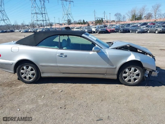 2003 Mercedes-Benz CLK-Class 3.2L with VIN WDBLK65GX3T143863, listed as a IAAI auction lot 41704225 with NaN miles. Bid and sale history available at carsss.com. Image 14.