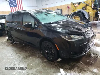 2020 Chrysler Pacifica Launch Edition z VIN 2C4RC3BG3LR263989, wystawiony jako Copart lot #82079334 z przebiegiem 109 707 mil mil oraz Nie do naprawy. Historia ofert i sprzedaży dostępna na DreamBid. Obrazek 4.