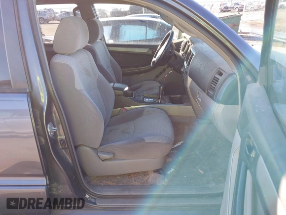 2004 Toyota 4Runner SR5 with VIN JTEBU14R948021377, listed as a IAAI auction lot 41667698 with 239,676 mi miles and . Bid and sale history available at DreamBid. Image 5.