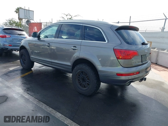 2012 Audi Q7 Premium Plus z VIN WA1LMAFEXCD005644, wystawiony jako IAAI lot #40593742 z przebiegiem 131 695 mil mil oraz . Historia ofert i sprzedaży dostępna na DreamBid. Obrazek 3.