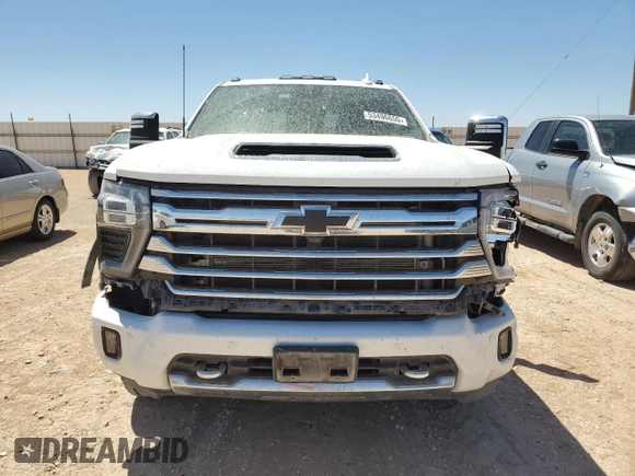 2024 Chevrolet Silverado 3500HD High Country with VIN 1GC4YVEY8RF253972, listed as a Copart auction lot 53496655 with 37,936 mi miles and Salvage title. Bid and sale history available at DreamBid. Image 5.