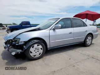 2001 Honda Accord LX z VIN 1HGCG16471A077440, wystawiony jako Copart lot #57621925 z przebiegiem 178 297 mil mil oraz Szkoda całkowita • Salvage title. Historia ofert i sprzedaży dostępna na DreamBid. Obrazek 1.