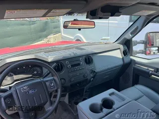 2016 Ford F-250 XLT with VIN 1FT7X2A60GEA73777, listed as a IAAI auction lot 42870878 with 241,669 mi miles and . Bid and sale history available at DreamBid. Image 1.