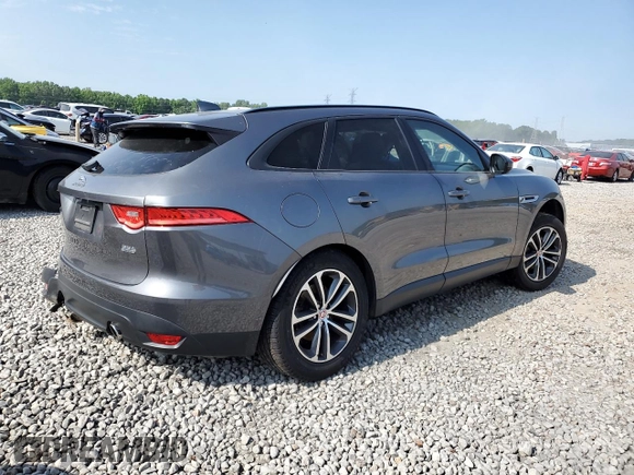 2017 Jaguar F-Pace 35t Premium with VIN SADCJ2BV0HA894638, listed as a Copart auction lot 58752885 with 77,299 mi miles and Salvage title. Bid and sale history available at DreamBid. Image 3.