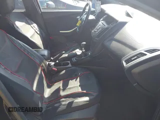 2014 Ford Focus ST with VIN 1FADP3L99EL191826, listed as a IAAI auction lot 41526553 with 131,131 mi miles and . Bid and sale history available at carsss.com. Image 5.