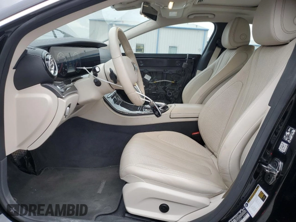 2019 Mercedes-Benz CLS with VIN WDD2J5KB2KA038835, listed as a Copart auction lot 85760484 with 33,811 mi miles and Salvage Title. Bid and sale history available at carsss.com. Image 7.