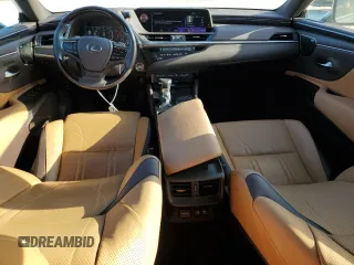 2019 Lexus ES 350 with VIN 58ABZ1B11KU011020, listed as a Copart auction lot 52453575 with 38,982 mi miles and Non Repairable. Bid and sale history available at DreamBid. Image 8.