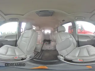 2015 Toyota Sienna XLE с VIN 5TDYK3DC7FS571431, выставлен на аукционе Copart как лот 57173595 с пробегом 305 940 миль миль и Списание • Salvage title. История ставок и продаж доступна на DreamBid. Изображение 15.