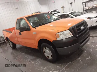 2008 Ford F-150 XL with VIN 1FTRF12278KD28235, listed as a IAAI auction lot 41853381 with 182,453 mi miles. Bid and sale history available at carsss.com. Image 1.
