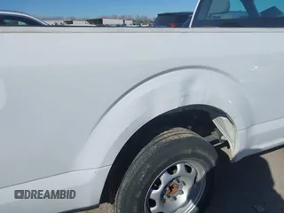 2018 Ford F-150 XL with VIN 1FTMF1CB6JKE06101, listed as a IAAI auction lot 41411228 with 34,612 mi miles. Bid and sale history available at carsss.com. Image 18.