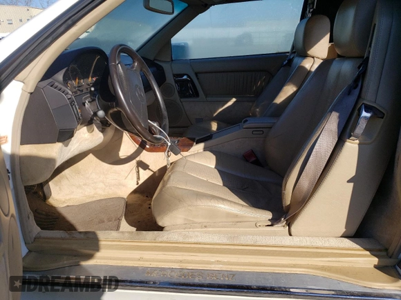 1995 Mercedes-Benz SL z VIN WDBFA63E8SF123853, wystawiony jako Copart lot #45917634 z przebiegiem 112 416 mil mil oraz Nie do naprawy. Historia ofert i sprzedaży dostępna na DreamBid. Obrazek 7.
