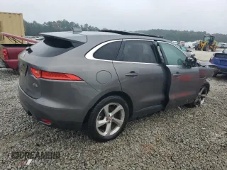 2019 Jaguar F-Pace 25t Premium with VIN SADCJ2FX7KA398240, listed as a Copart auction lot 79866184 with 84,587 mi miles and Salvage Title. Bid and sale history available at DreamBid. Image 3.