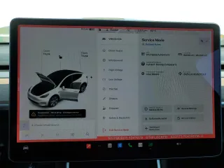 2020 Tesla Model Y Long Range z VIN 5YJYGDEE7LF047073, wystawiony jako Copart lot #51982725 z przebiegiem 182 364 mil mil oraz Szkody całkowita. Historia ofert i sprzedaży dostępna na DreamBid. Obrazek 9.
