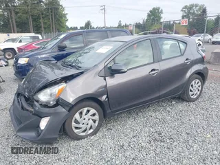 2015 Toyota Prius One z VIN JTDKDTB32F1575905, wystawiony jako IAAI lot #42152447 z przebiegiem 141 061 mil mil oraz . Historia ofert i sprzedaży dostępna na DreamBid. Obrazek 18.