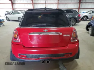 2008 MINI Hardtop S with VIN WMWMF73568TT89556, listed as a Copart auction lot 62432595 with 140,413 mi miles and Clean title. Bid and sale history available at DreamBid. Image 6.