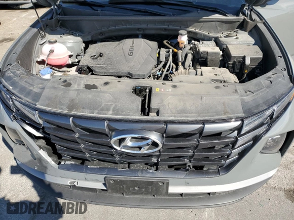 2024 Hyundai Tucson SEL with VIN 5NMJBCDE1RH385247, listed as a Copart auction lot 49098975 with 27,545 mi miles and Clean Title. Bid and sale history available at carsss.com. Image 13.