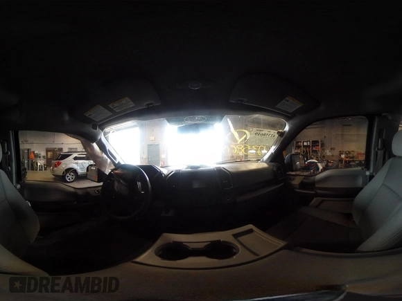2015 Ford F-150 XLT с VIN 1FTEX1EP8FKF20621, выставлен на аукционе IAAI как лот 42358619 с пробегом 77 631 миль миль и . История ставок и продаж доступна на DreamBid. Изображение 19.