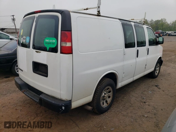 2010 Chevrolet Express Cargo Van with VIN 1GCUGADX5A1176855, listed as a Copart auction lot 49880964 with 198,739 mi miles and Salvage Title. Bid and sale history available at carsss.com. Image 3.