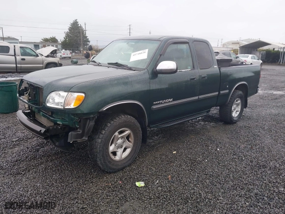 2000 Toyota Tundra SR5 with VIN 5TBBT4410YS016064, listed as a IAAI auction lot 40748828 with 228,435 mi miles. Bid and sale history available at carsss.com. Image 2.