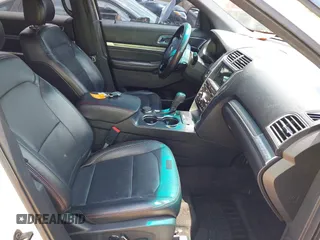 2016 Ford Explorer Sport z VIN 1FM5K8GT9GGA84346, wystawiony jako IAAI lot #42258933 z przebiegiem 155 199 mil mil oraz . Historia ofert i sprzedaży dostępna na DreamBid. Obrazek 5.