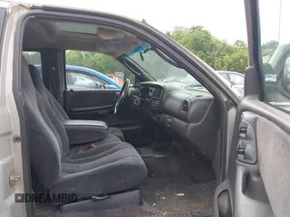 2000 Dodge Dakota with VIN 1B7GL22X7YS781191, listed as a IAAI auction lot 42498147 with 283,341 mi miles and . Bid and sale history available at DreamBid. Image 5.
