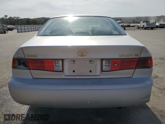 2000 Toyota Camry CE with VIN 4T1BG22K5YU733157, listed as a Copart auction lot 53935955 with 156,640 mi miles and Salvage Title. Bid and sale history available at DreamBid. Image 6.