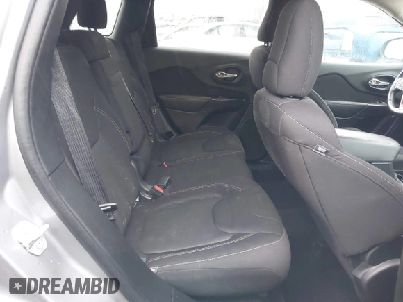 2016 Jeep Cherokee Latitude with VIN 1C4PJLCS8GW363504, listed as a IAAI auction lot 41543553 with 143,278 mi miles. Bid and sale history available at carsss.com. Image 8.