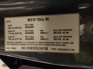 2020 Tesla Model 3 Performance with VIN 5YJ3E1EC3LF641768, listed as a IAAI auction lot 41542615 with 43,343 mi miles. Bid and sale history available at carsss.com. Image 9.