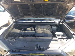2014 Toyota 4Runner SR5 with VIN JTEZU5JR2E5074807, listed as a IAAI auction lot 41730326 with 144,383 mi miles and . Bid and sale history available at DreamBid. Image 10.