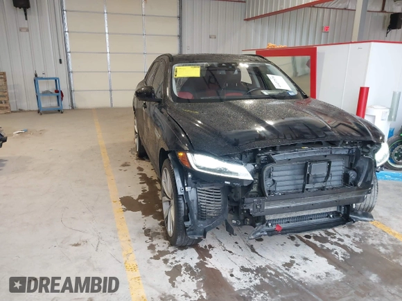 2017 Jaguar F-Pace 35t R-Sport with VIN SADCL2BV3HA068568, listed as a IAAI auction lot 41437570 with 39,025 mi miles and . Bid and sale history available at DreamBid. Image 1.
