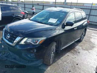 2017 Nissan Pathfinder S z VIN 5N1DR2MN5HC903047, wystawiony jako IAAI lot #42231749 z przebiegiem 115 251 mil mil oraz . Historia ofert i sprzedaży dostępna na DreamBid. Obrazek 17.