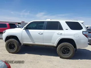 2016 Toyota 4Runner Limited with VIN JTEBU5JR4G5304870, listed as a IAAI auction lot 41889502 with 74,924 mi miles and . Bid and sale history available at DreamBid. Image 14.