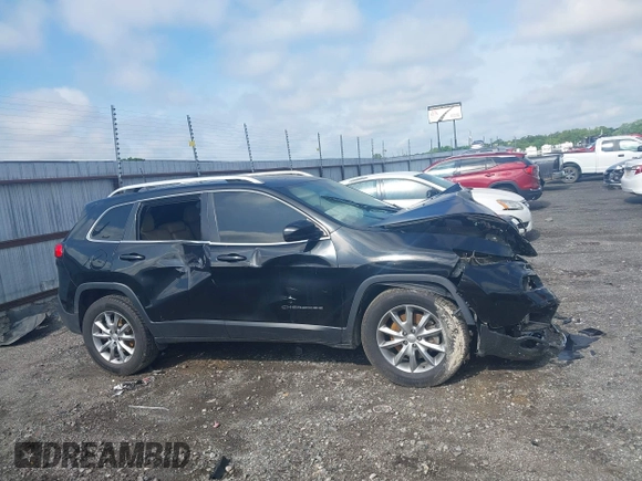 2018 Jeep Cherokee Limited with VIN 1C4PJLDX2JD551965, listed as a IAAI auction lot 42113576 with 161,907 mi miles and . Bid and sale history available at DreamBid. Image 14.