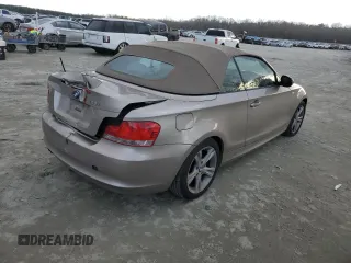 2010 BMW 1 Series 128i z VIN WBAUL7C53AVJ77295, wystawiony jako Copart lot #86122734 z przebiegiem 138 270 mil mil oraz Szkoda całkowita • Salvage title. Historia ofert i sprzedaży dostępna na DreamBid. Obrazek 3.