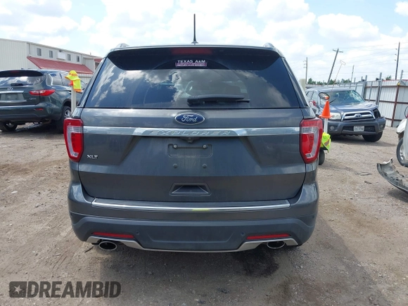 2018 Ford Explorer XLT z VIN 1FM5K7D8XJGC53906, wystawiony jako IAAI lot #42381320 z przebiegiem 142 782 mil mil oraz . Historia ofert i sprzedaży dostępna na DreamBid. Obrazek 16.