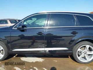 2019 Audi Q7 Prestige with VIN WA1VAAF70KD003824, listed as a IAAI auction lot 41696478 with 89,217 mi miles and . Bid and sale history available at DreamBid. Image 15.