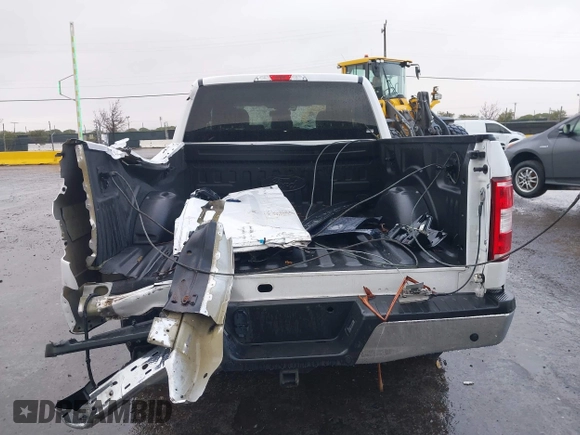2020 Ford F-150 XL with VIN 1FTEX1C40LKE45241, listed as a IAAI auction lot 41403576 with 58,476 mi miles and . Bid and sale history available at DreamBid. Image 17.