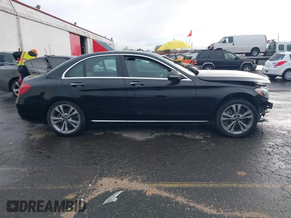2018 Mercedes-Benz C 300 with VIN 55SWF4JB2JU265097, listed as a IAAI auction lot 40845046 with 100,576 mi miles and . Bid and sale history available at DreamBid. Image 13.