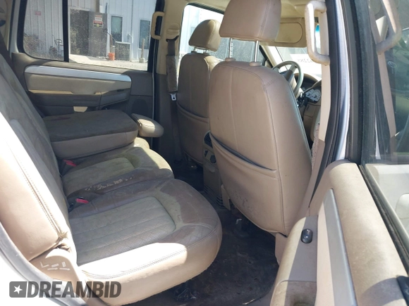 2002 Mercury Mountaineer с VIN 4M2DU86W32ZJ16155, выставлен на аукционе IAAI как лот 42062288 с пробегом Не указан миль и . История ставок и продаж доступна на DreamBid. Изображение 8.
