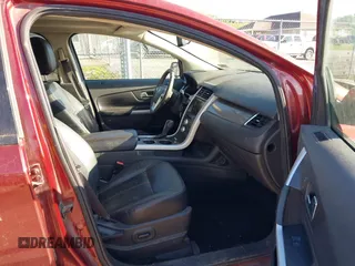 2014 Ford Edge SEL z VIN 2FMDK4JC7EBB61362, wystawiony jako IAAI lot #42159876 z przebiegiem 260 060 mil mil oraz . Historia ofert i sprzedaży dostępna na DreamBid. Obrazek 5.