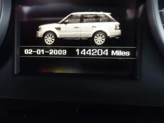 2013 Land Rover Range Rover Sport HSE z VIN SALSF2D40DA769848, wystawiony jako IAAI lot #42032959 z przebiegiem 144 204 mil mil oraz . Historia ofert i sprzedaży dostępna na DreamBid. Obrazek 15.