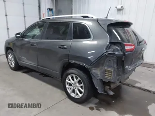 2016 Jeep Cherokee Latitude z VIN 1C4PJMCB1GW367092, wystawiony jako IAAI lot #41101266 z przebiegiem 96 500 mil mil oraz . Historia ofert i sprzedaży dostępna na DreamBid. Obrazek 3.