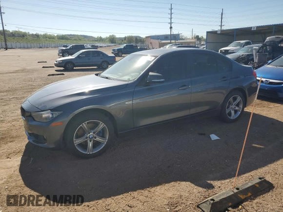 2015 BMW 3 Series 328i xDrive с VIN WBA3B5C55FF961871, выставлен на аукционе Copart как лот 56194425 с пробегом Не указан миль и Чистый • Clean title. История ставок и продаж доступна на DreamBid. Изображение 1.