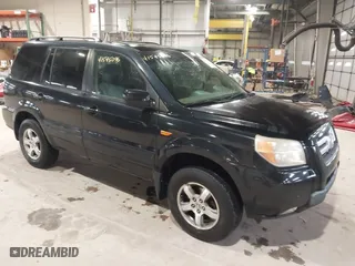 2008 Honda Pilot EX-L with VIN 5FNYF28508B018010, listed as a IAAI auction lot 41545096 with 235,798 mi miles. Bid and sale history available at carsss.com. Image 1.