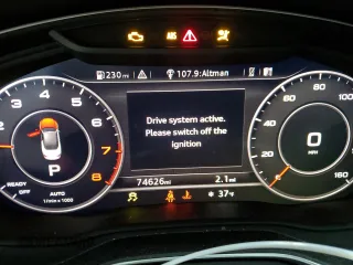 2019 Audi A5 Cabriolet Premium Plus z VIN WAUYNGF56KN001933, wystawiony jako Copart lot #51935825 z przebiegiem 74 626 mil mil oraz Szkoda całkowita • Salvage title. Historia ofert i sprzedaży dostępna na DreamBid. Obrazek 9.