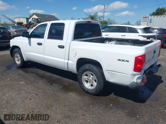 2008 Dodge Dakota с VIN 1D3HW38N38S581620, выставлен на аукционе IAAI как лот 41961741 с пробегом 133 760 миль миль и . История ставок и продаж доступна на DreamBid. Изображение 3.